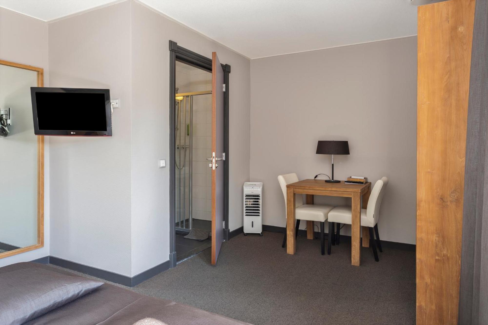 Hunzego Hotel Uithuizermeeden Kültér fotó